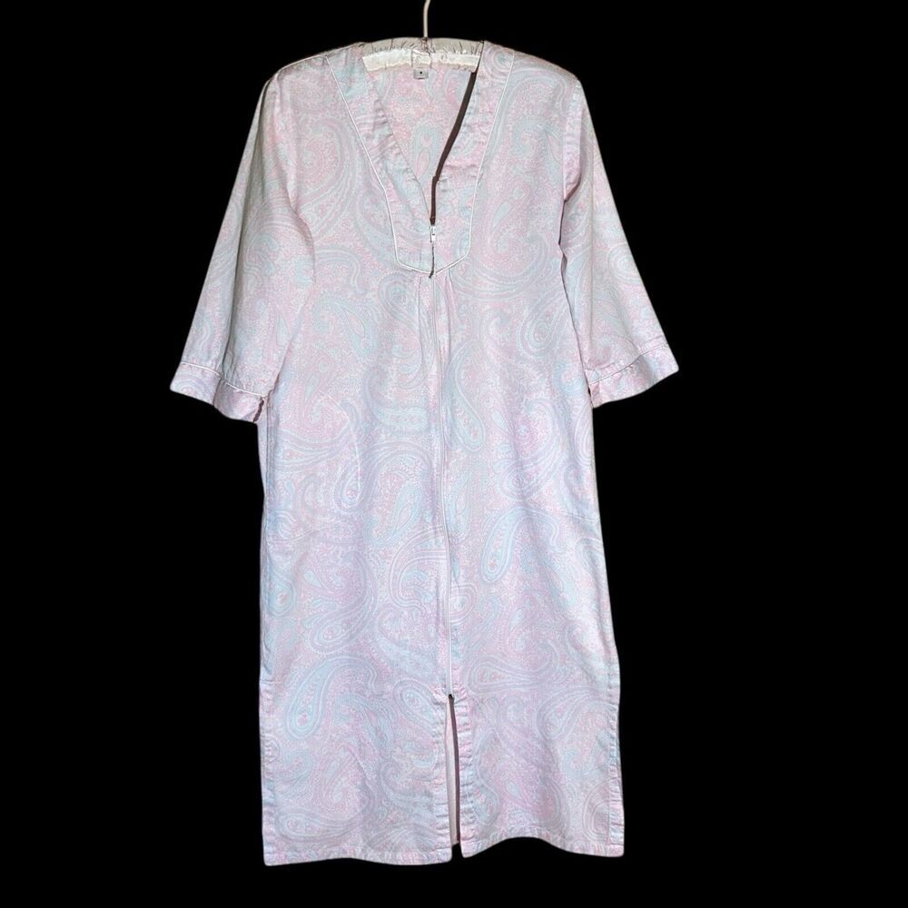 MISS ELAINE Women’s Pink Paisley Print 100% Cotton Flannel Nightgown Size S